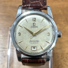 心斎橋店で、オメガのアンティーク腕時計、シーマスター カレンダーを買取ました。状態は若干の使用感がある中古品です。