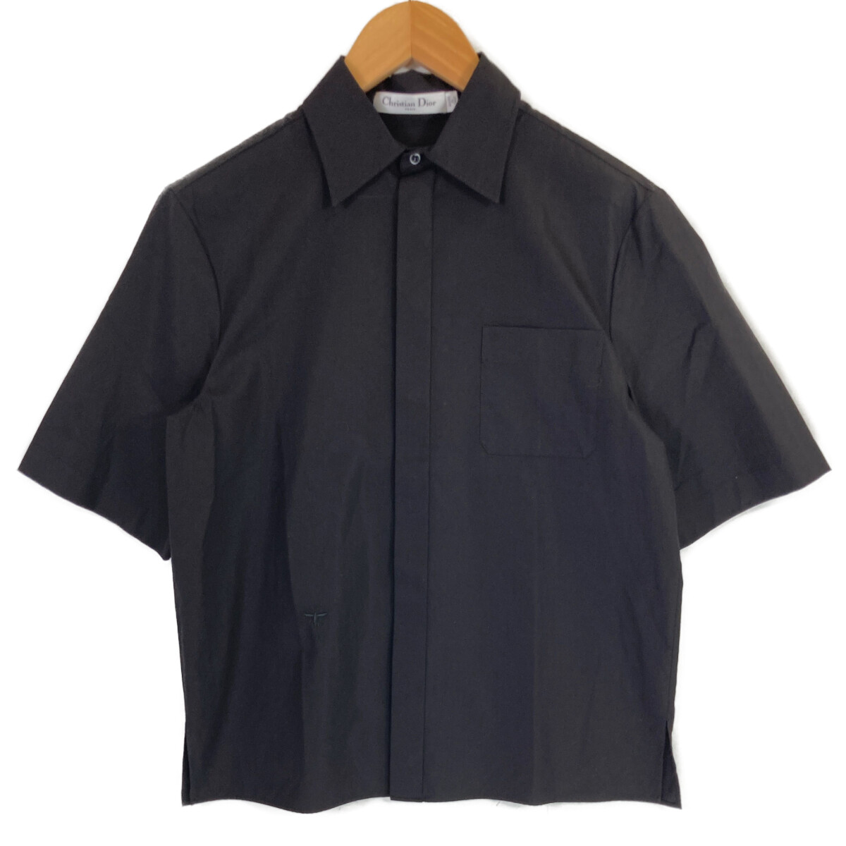 ディオールのブラック 951B31A3356 BEE刺繍 半袖シャツの買取実績です。