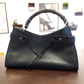 グッチの109136　バンブーハンドバッグの買取実績です。