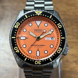 大阪心斎橋店でセイコーの海外モデルのセイコー5、オレンジボーイ（SKX011J）のダイバーズウォッチを買取しました。 買取価格・実績  2022年11月21日公開情報｜ブランド買取の【エコスタイル】