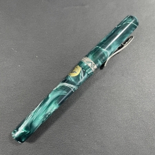 心斎橋店で、ビスコンティのペン先が18金の万年筆、カレイドボイジャーを買取。状態は通常使用程度のお品物
