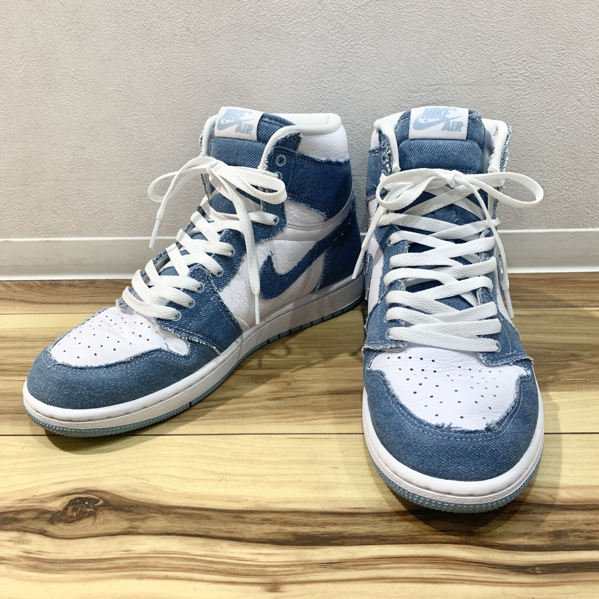 ナイキのWMNS AIR JORDAN 1 RETRO HIGH OG DENIM DM9036-104の買取実績です。