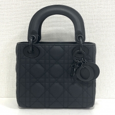 ディオール M0505SLOI_M989 ウルトラマットカーフスキン Lady Dior カナージュトートバッグ ミニ 買取実績です。